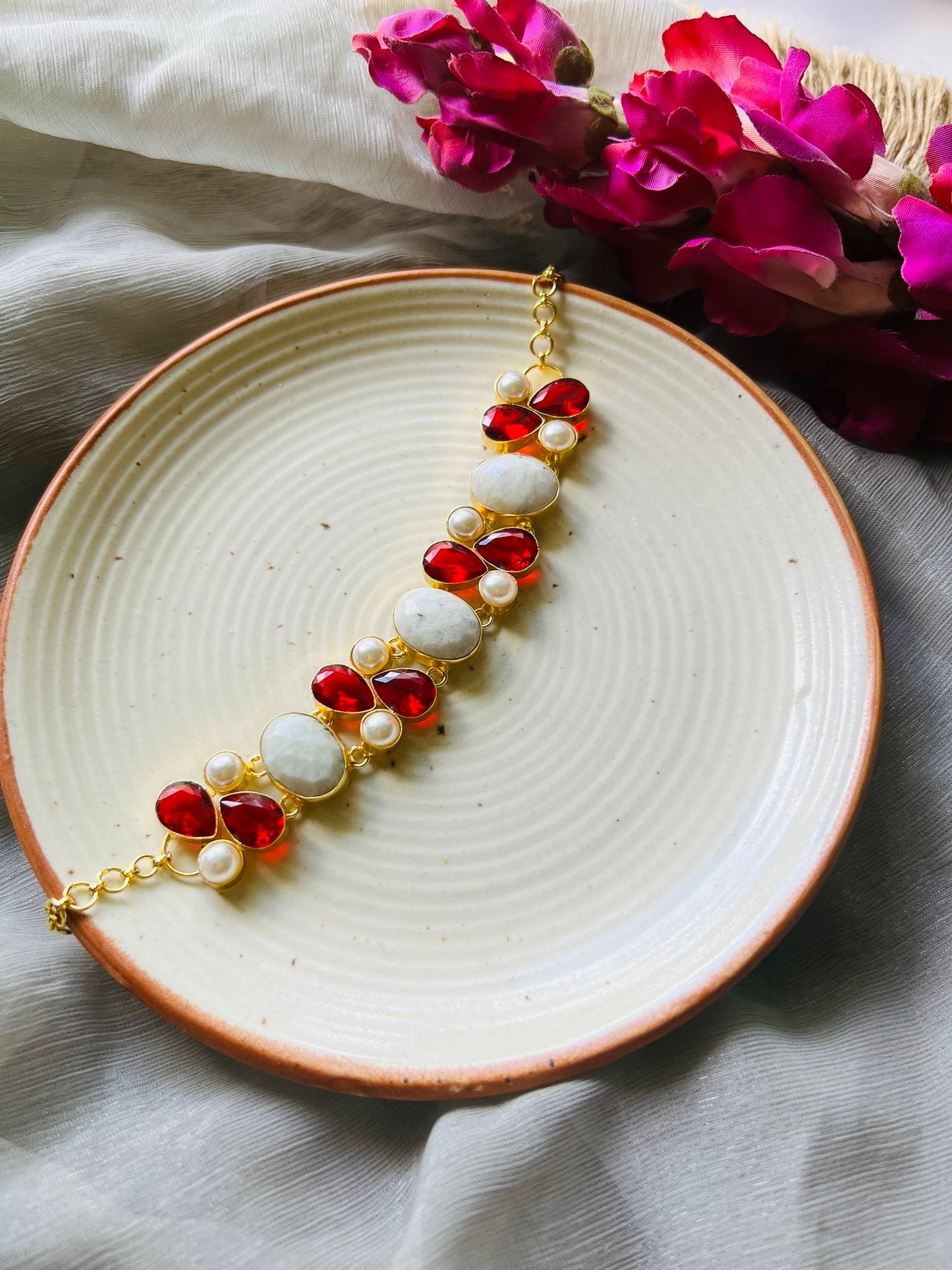 RICHELLE MULTI STONE CHOKER