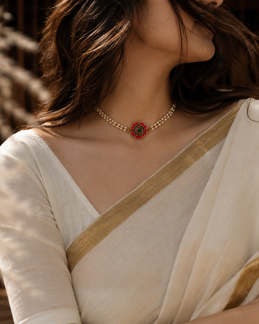 Rosapearl Choker