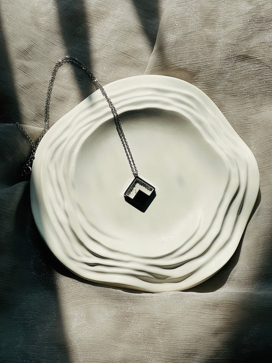 Midnight Square Neckchain - Neckpiece