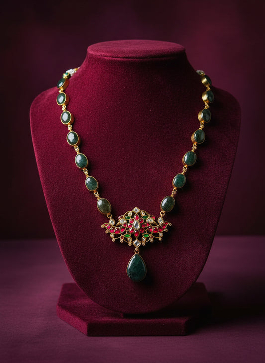 Evara Charm Necklace - Neckpiece