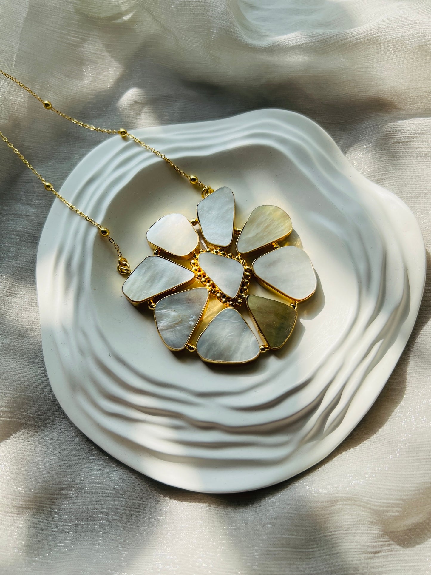 Sunlit Pearl Pendant Chain - Neckpiece