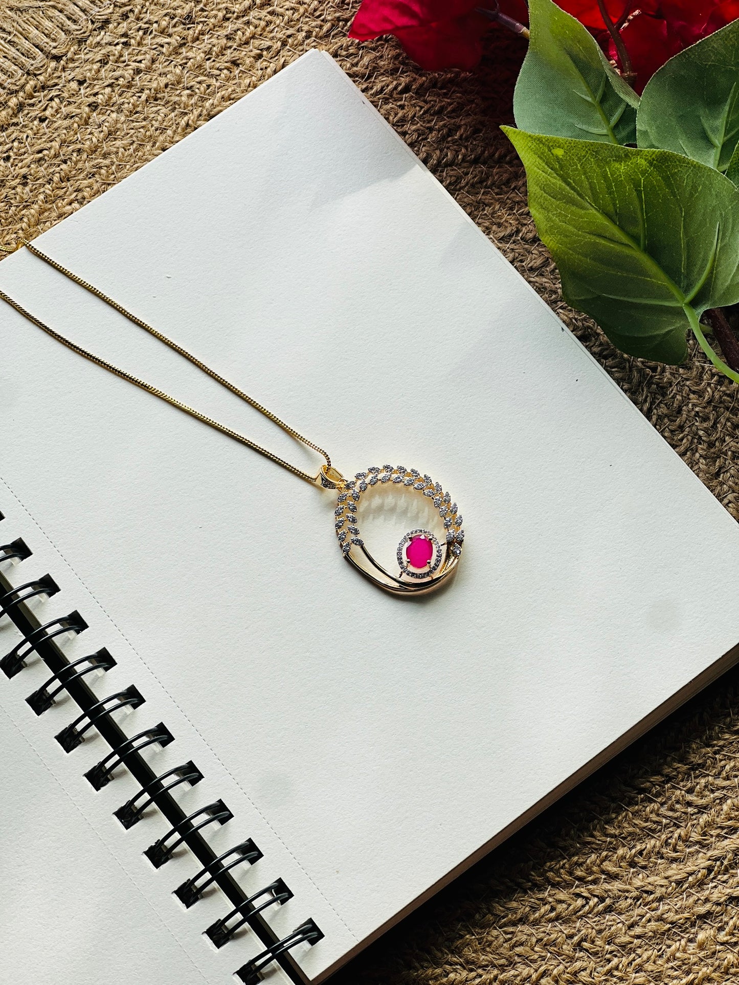Aarna Diamond Pendant