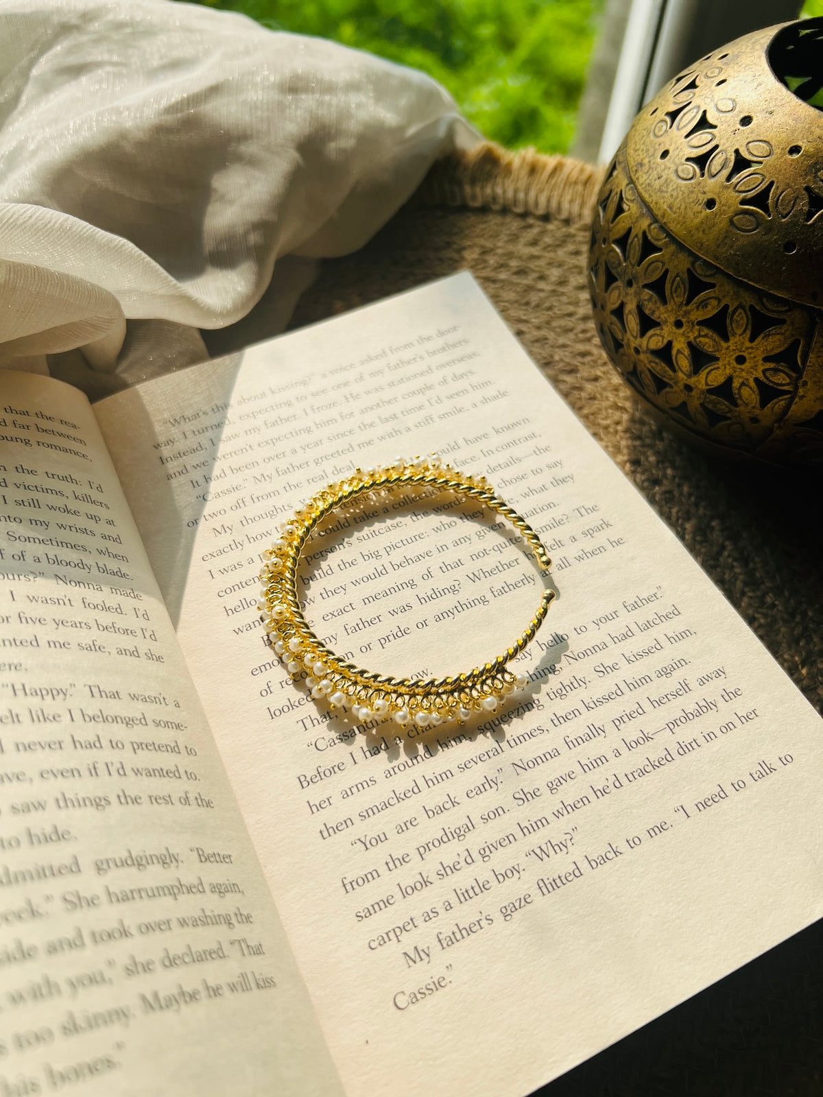 Noor Pearl Gold Adjustable Bangle