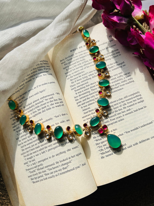 Esmeralda Gulabi Necklace Set