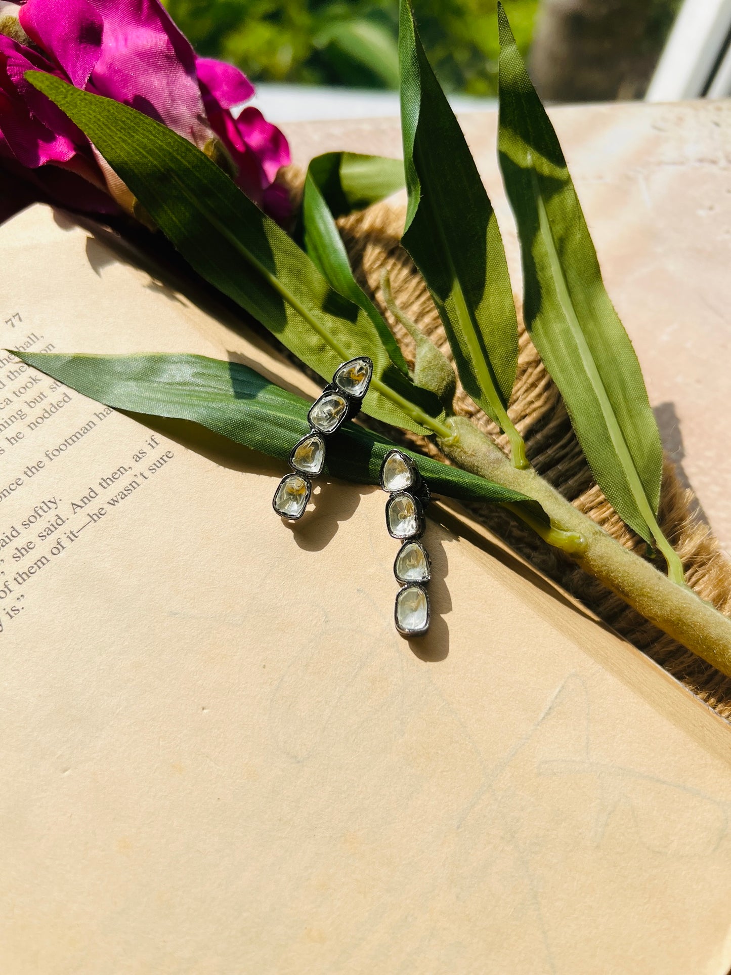 Midnight Glint Choker Set