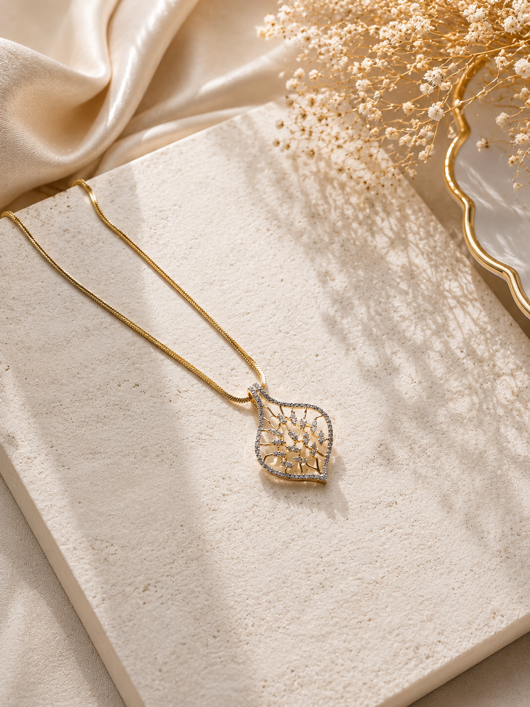 Twilight Halo Pendant Set