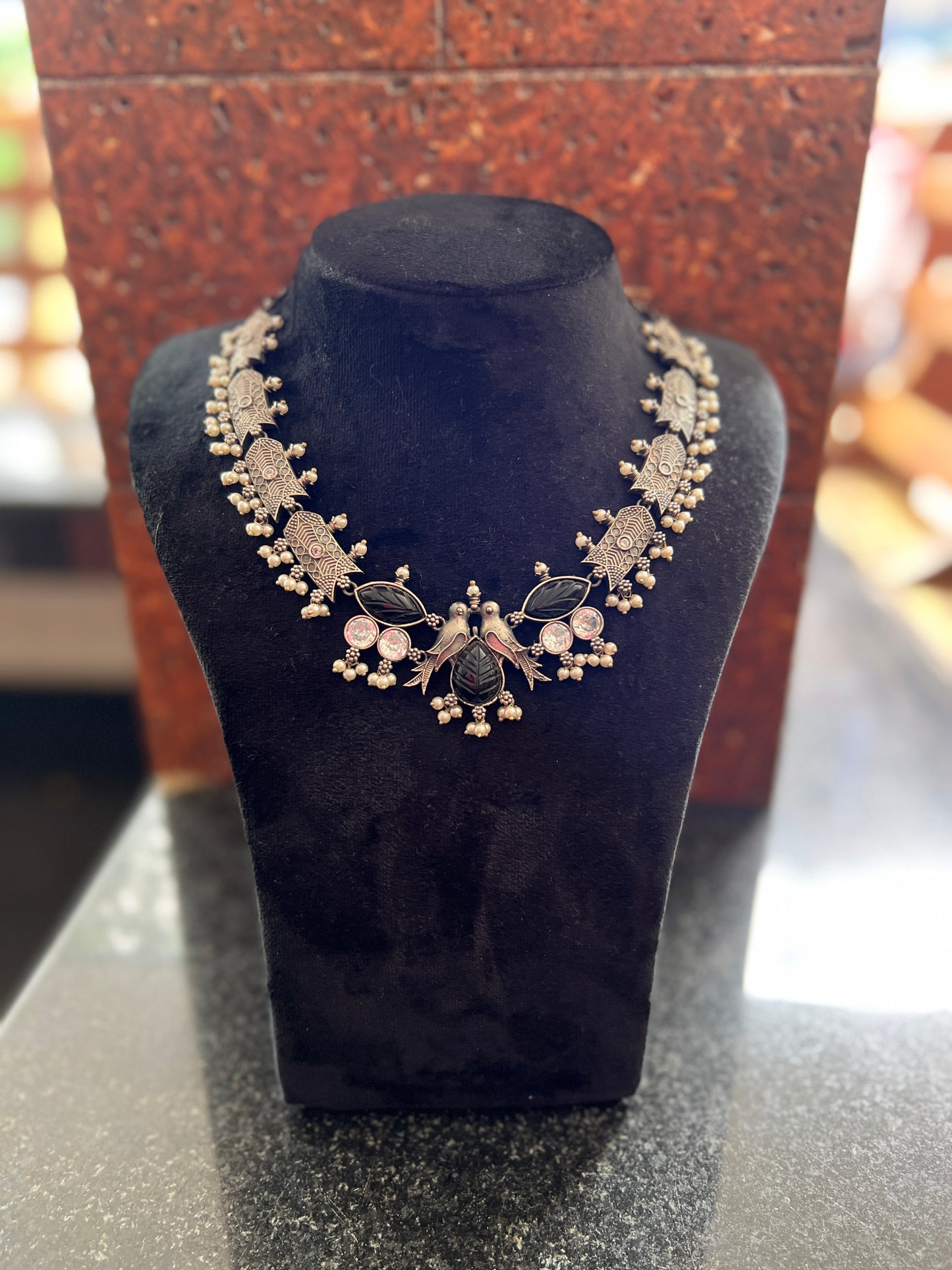 NISHKA BLACK STONE SILVER NECKPIECE - Necklaces