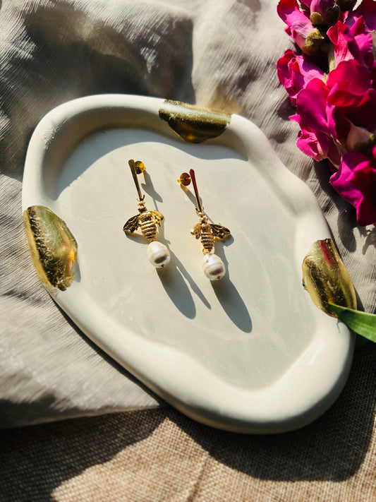 Golden Hive Pearl Drops