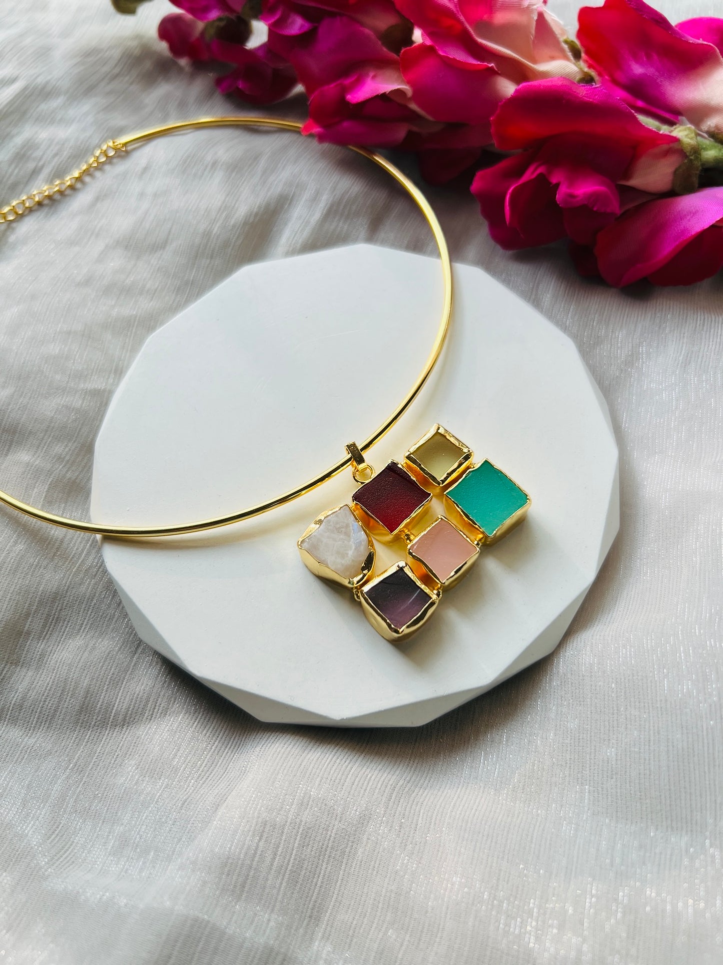 Elysian Stone Hasli - Neckpiece