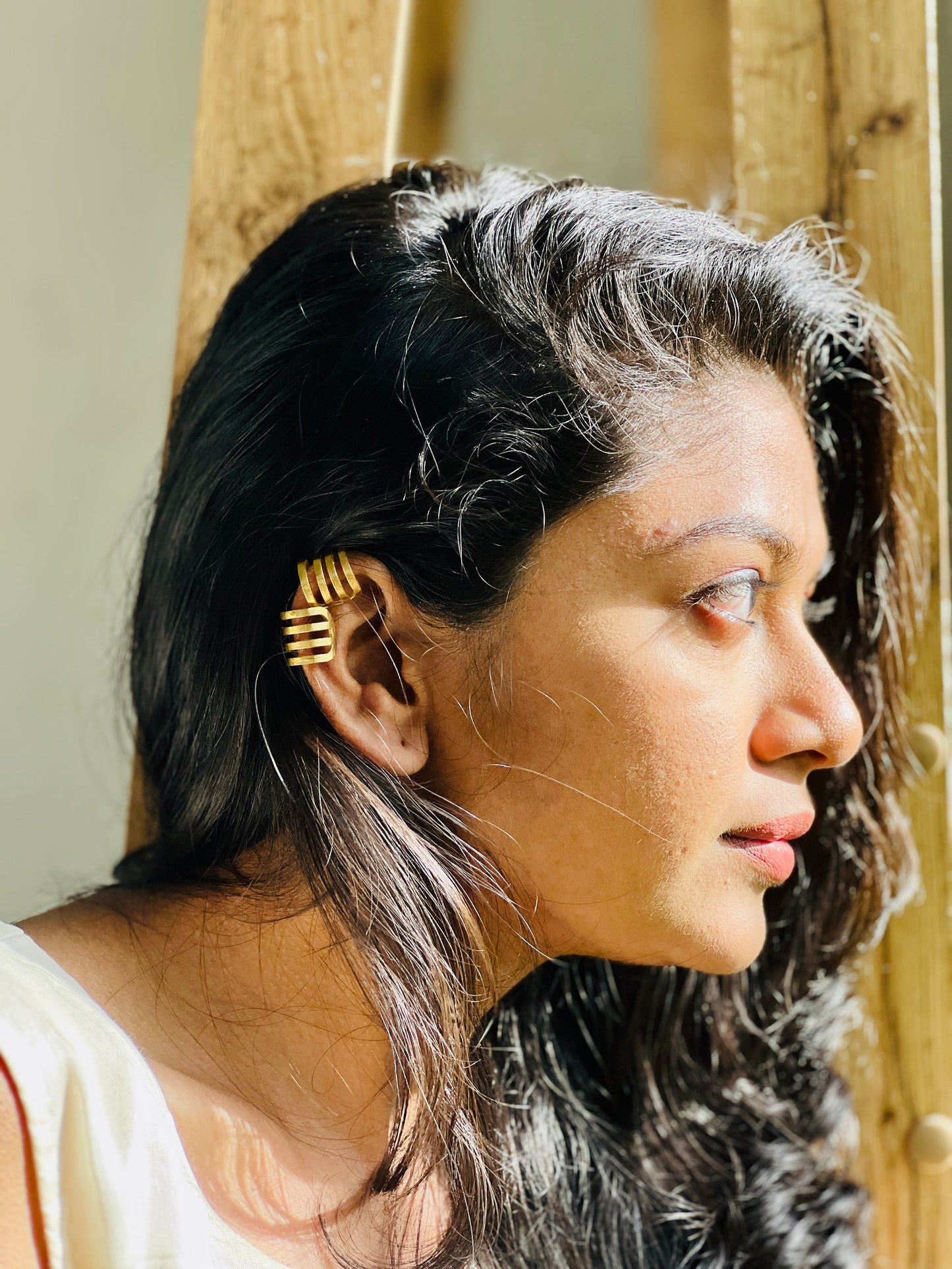 GOLDEN EARCUFF