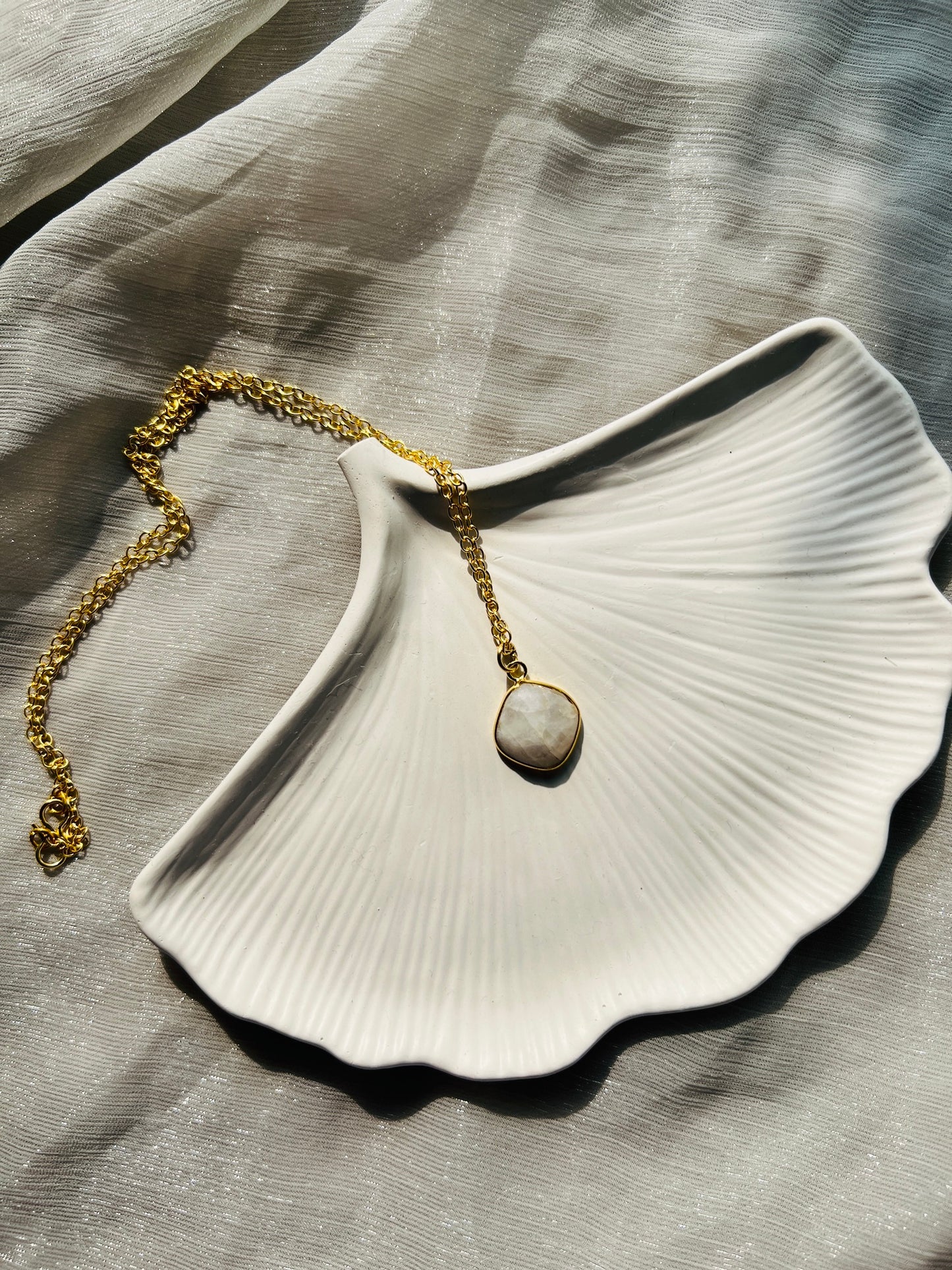 ALLY PENDANT CHAIN NECKPIECE - Neckpiece