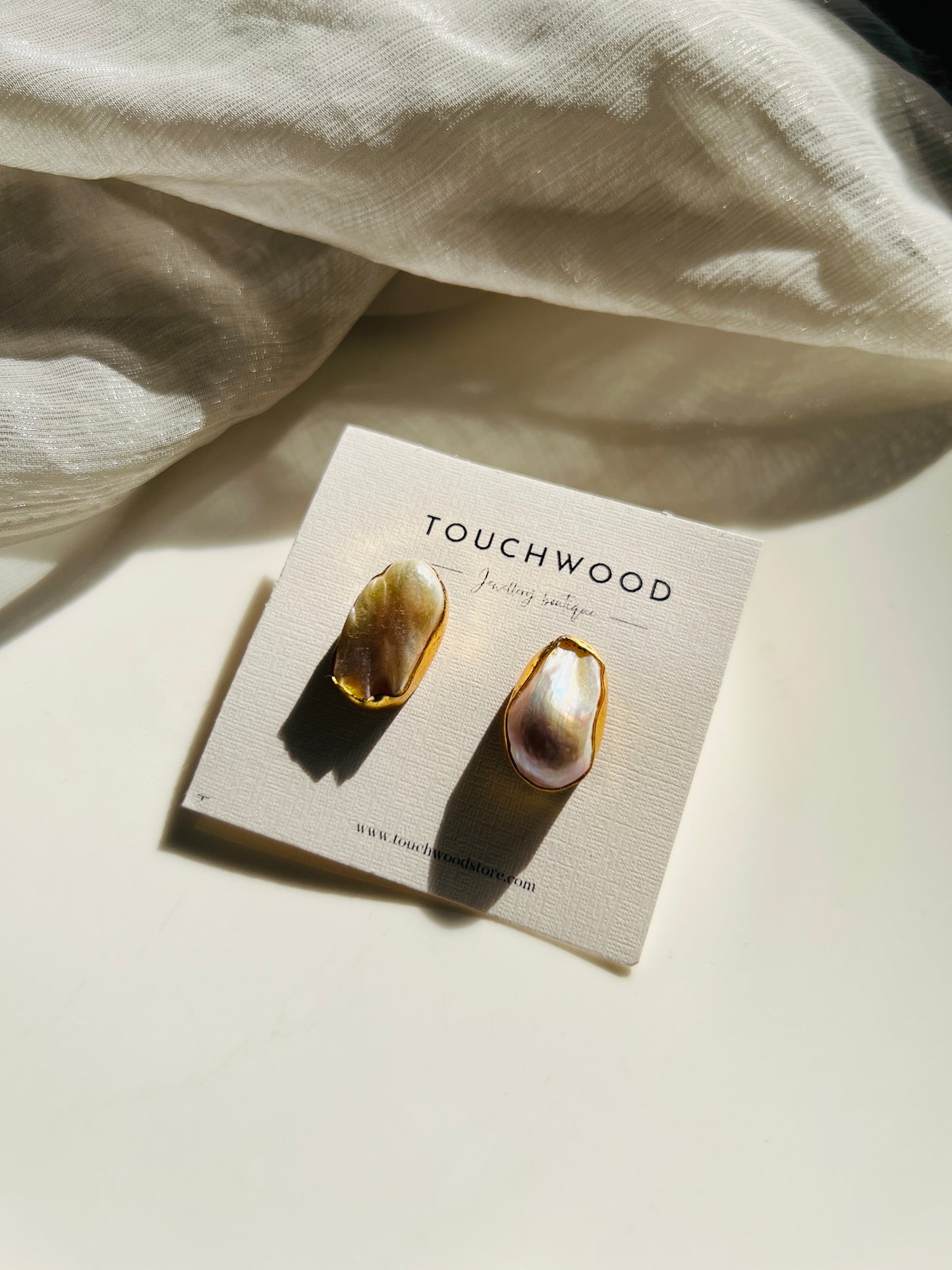 BAROQUE STUDS - earrings