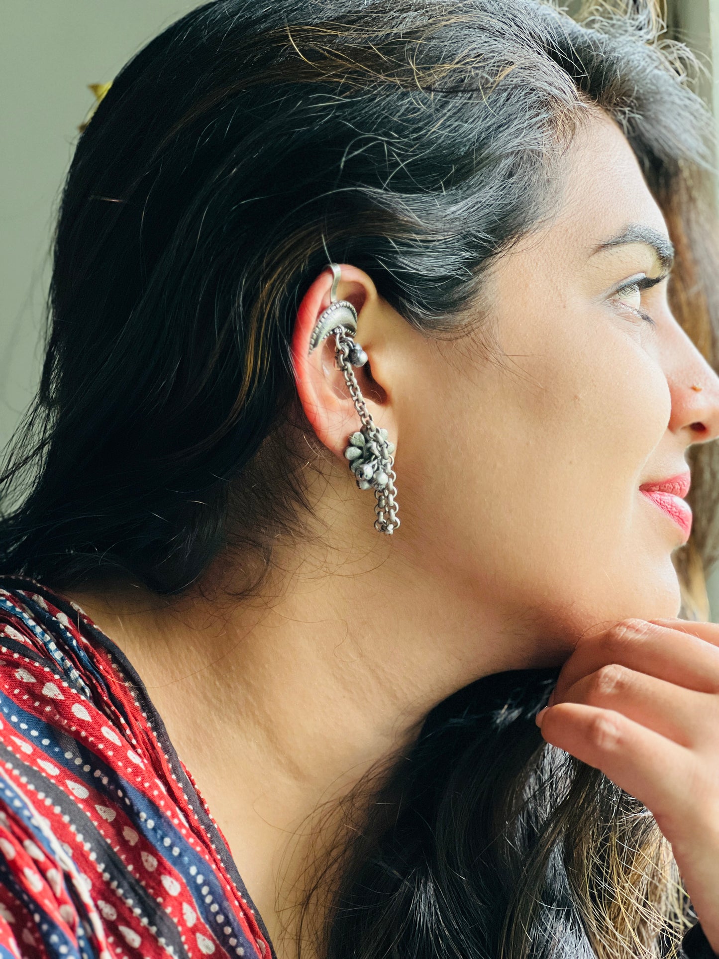 Aurea Hoop Cuff - Earrings
