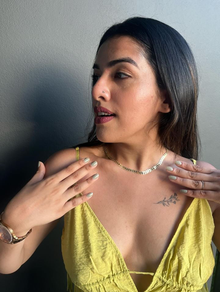 KAIRAA LEAF NECKPIECE - Neckpiece