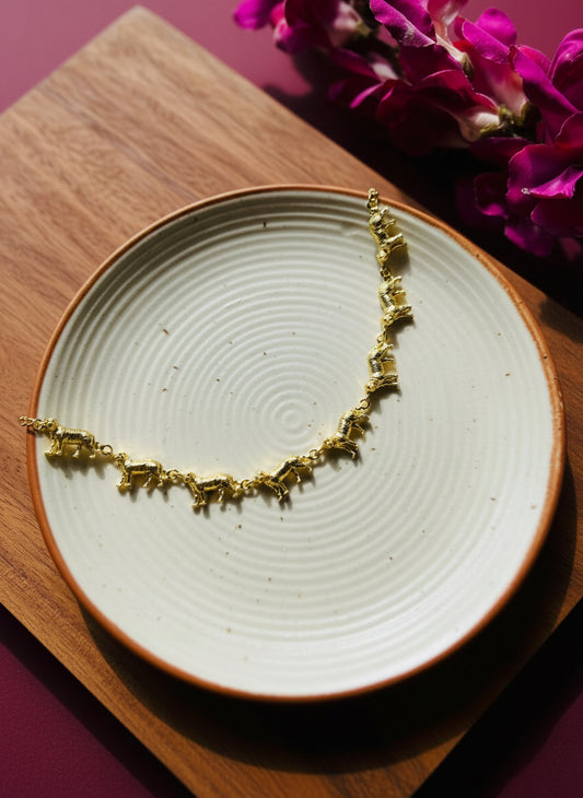 Golden Majesty Tiger Choker Set