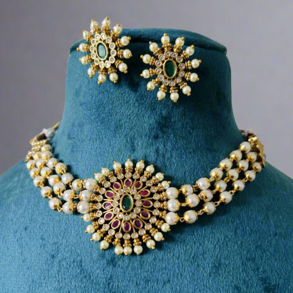 CHARNI PEARL CHOKER - Neckpiece