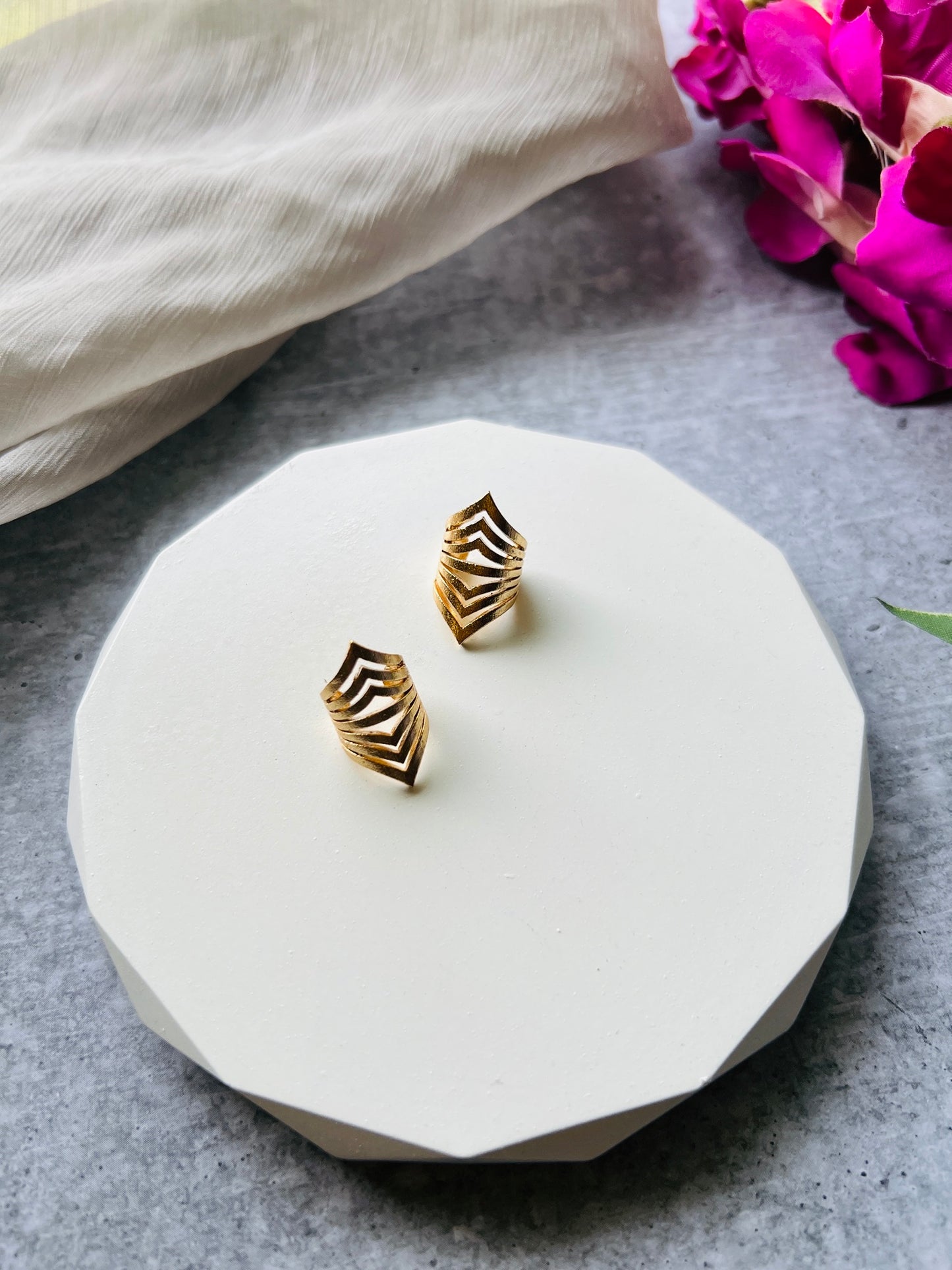 Aarunya Veil Ear Cuff