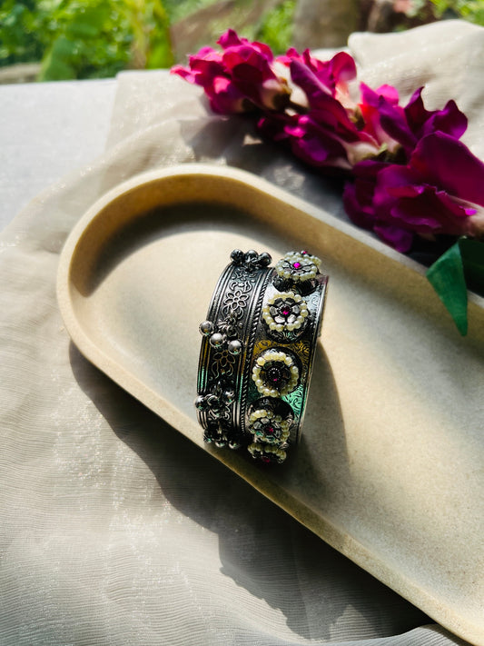 Noorika Rajvanshi Pearl Kada