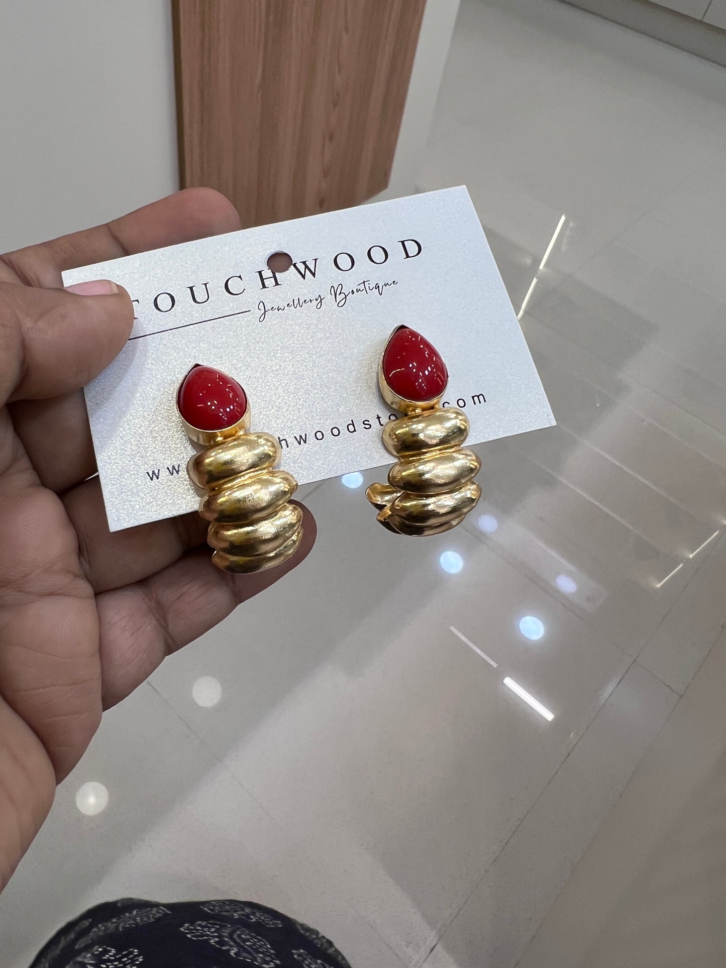Scarlet Aura Hoops
