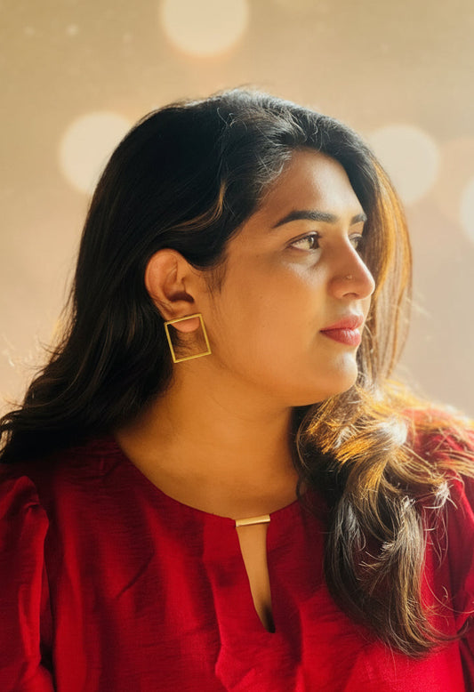 Lustra Square Studs - Earrings