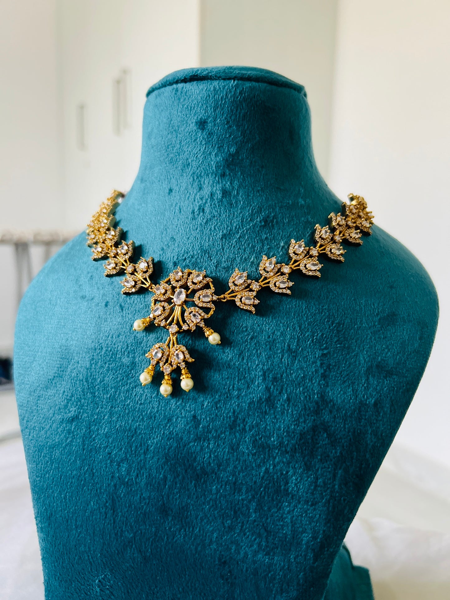 HIRAYA - Neckpiece