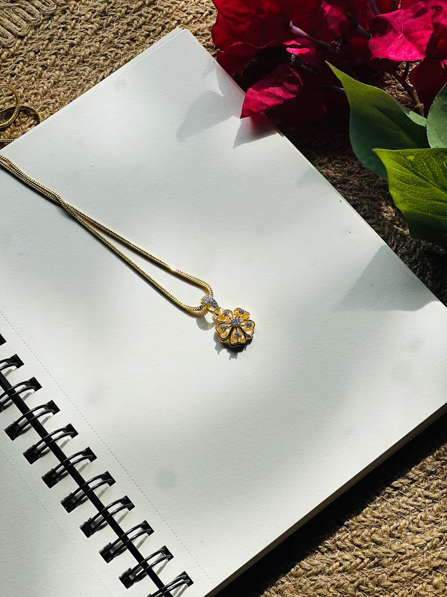 Elara Diamond Chain