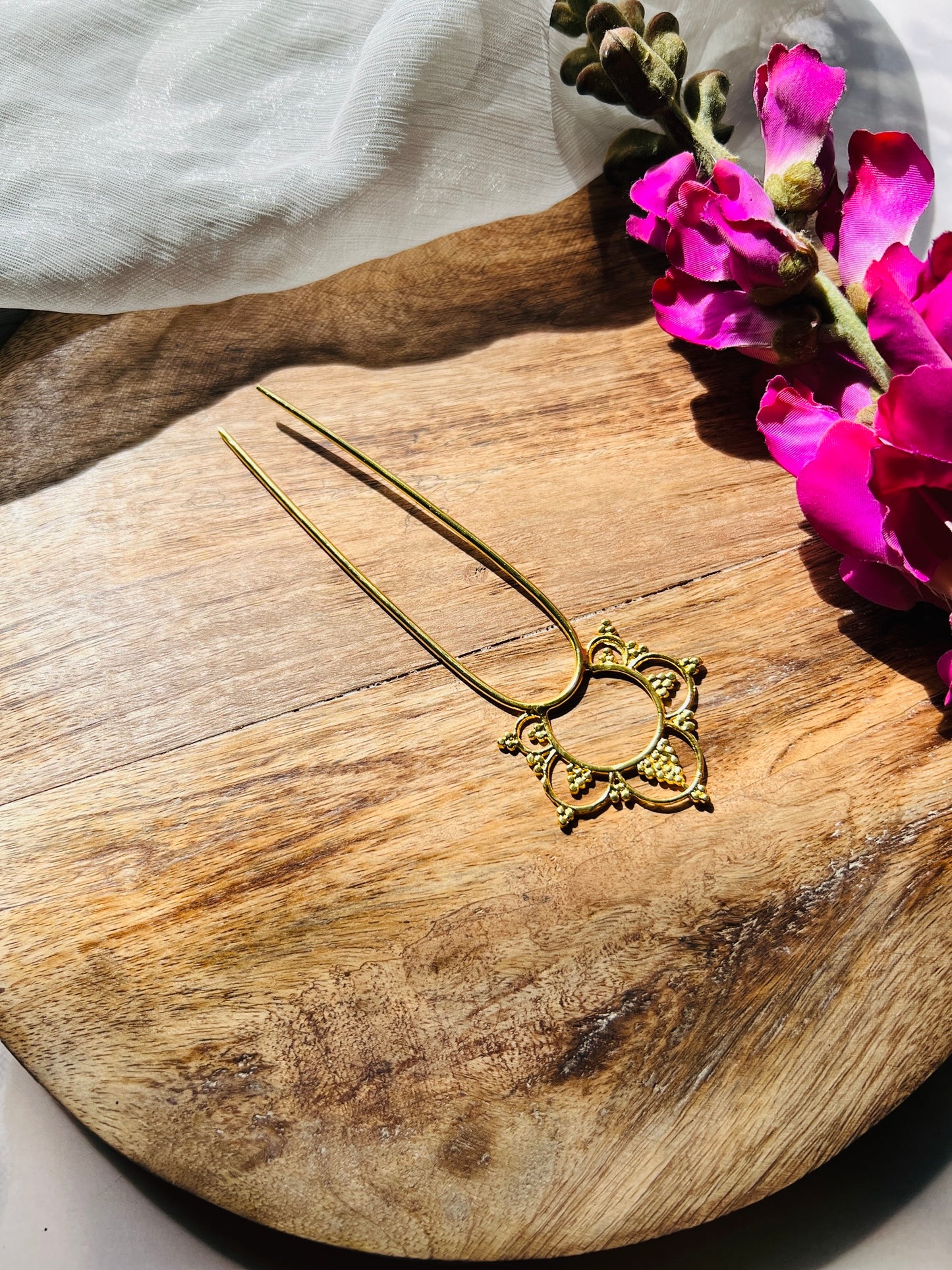 The Plaited U-Hair Pin