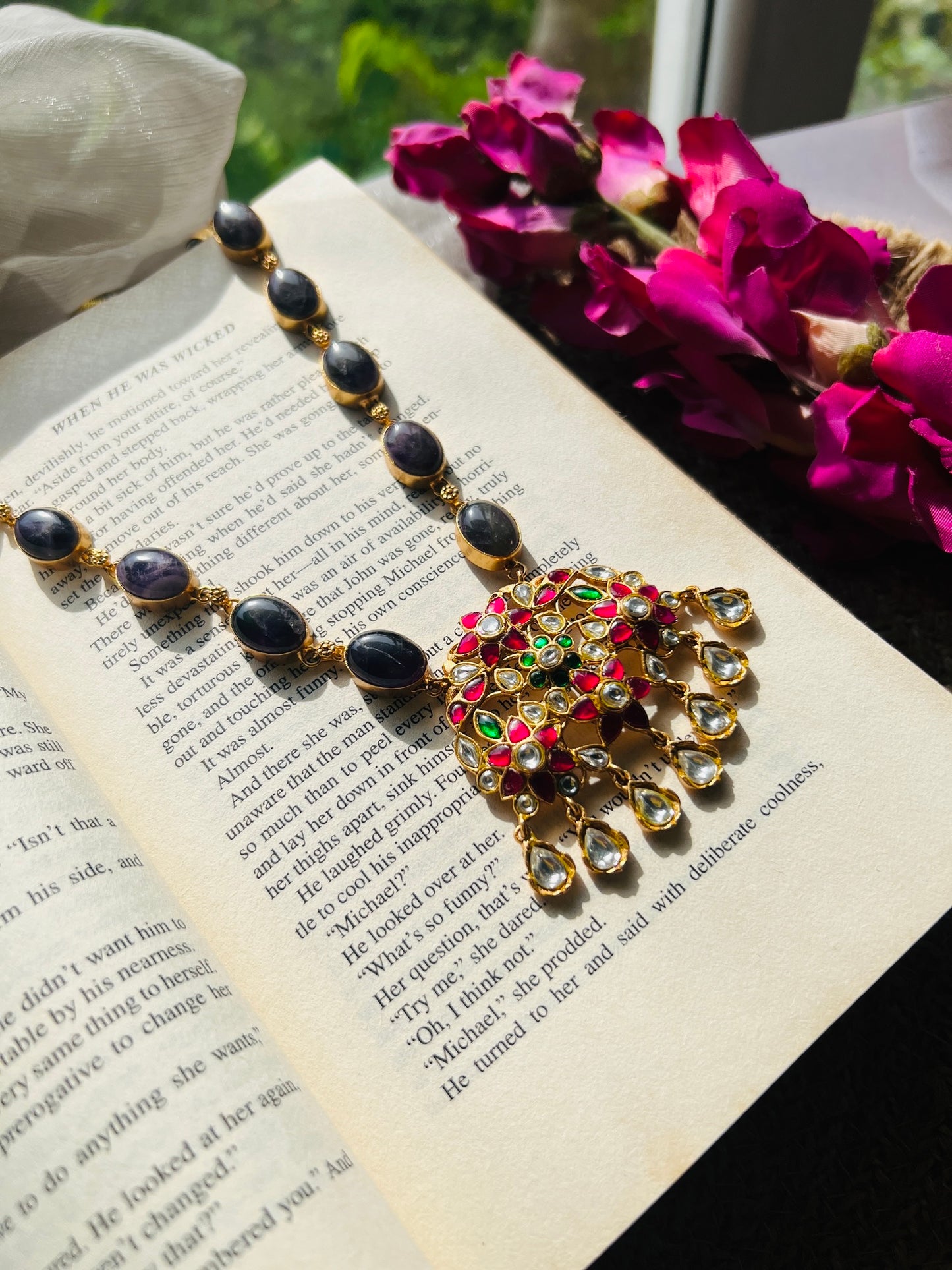 Varnika Royale Necklace Set