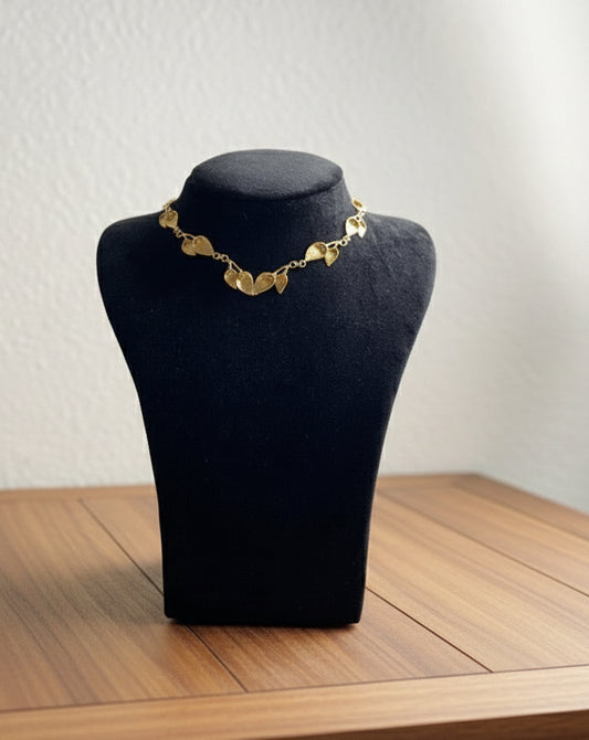 The Elara Leaf Choker