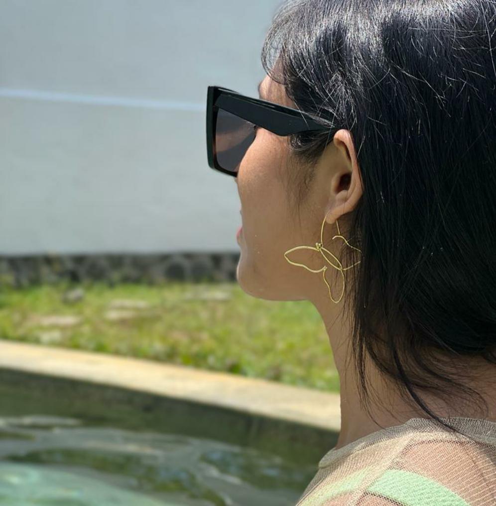 Butterfly hoops - Earrings