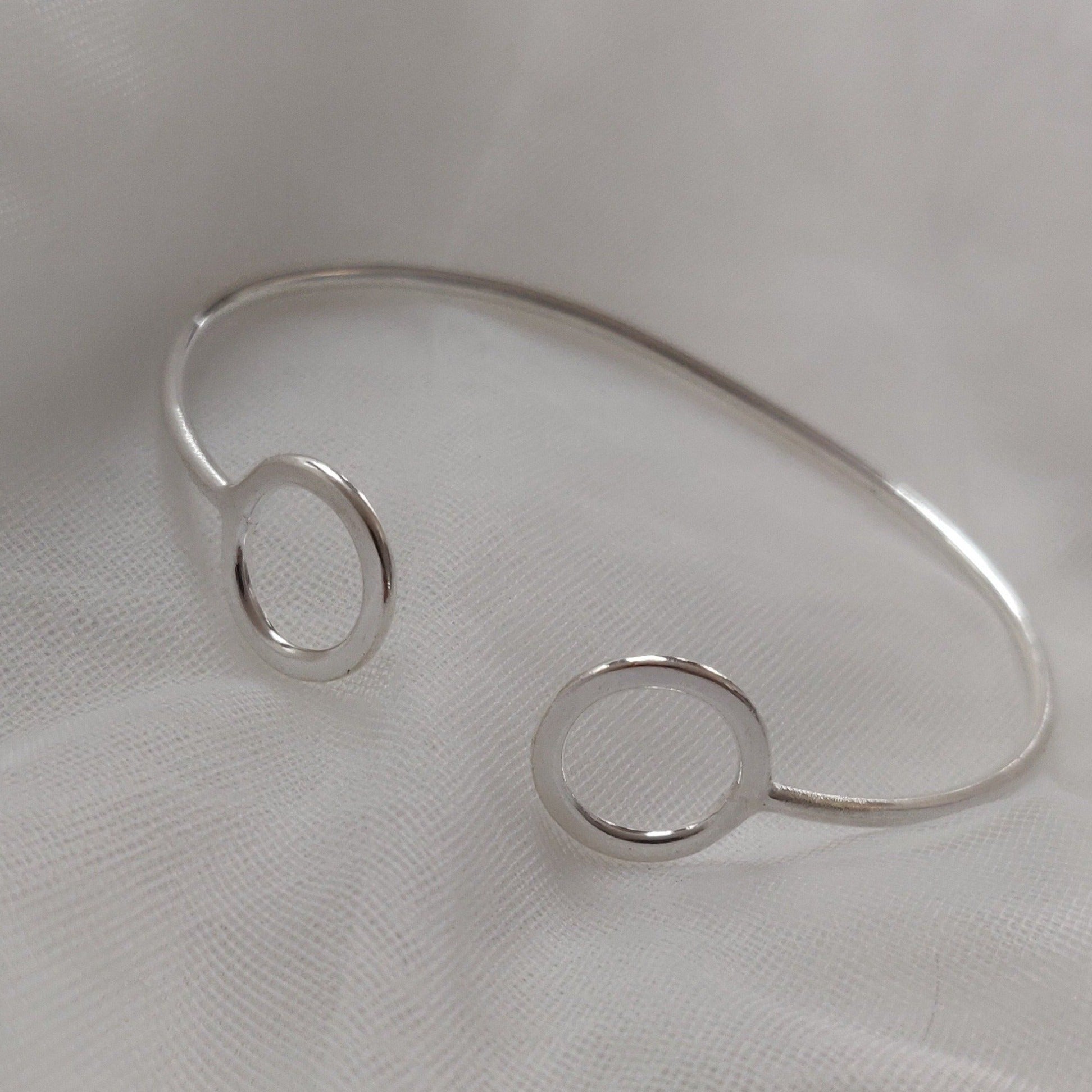 Minimalist Silver Bangle - bangles