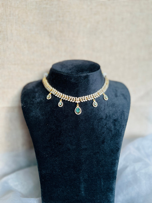 ARPANA STONE NECKLACE - Neckpiece