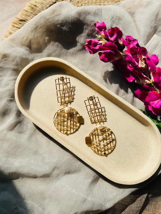 Kora Grid Pearl Drops