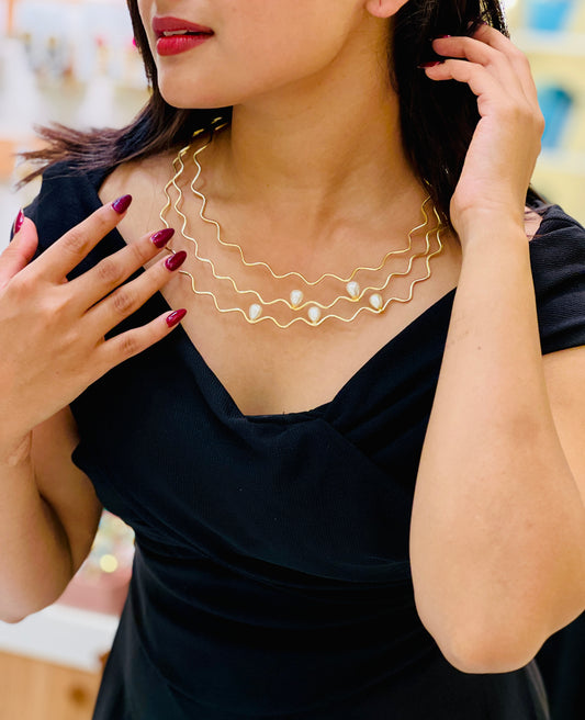 Pearl Ripple Choker