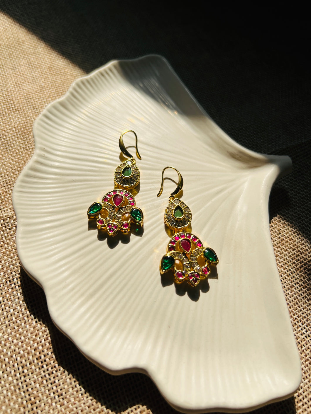 Peacock Kempstone Hoops