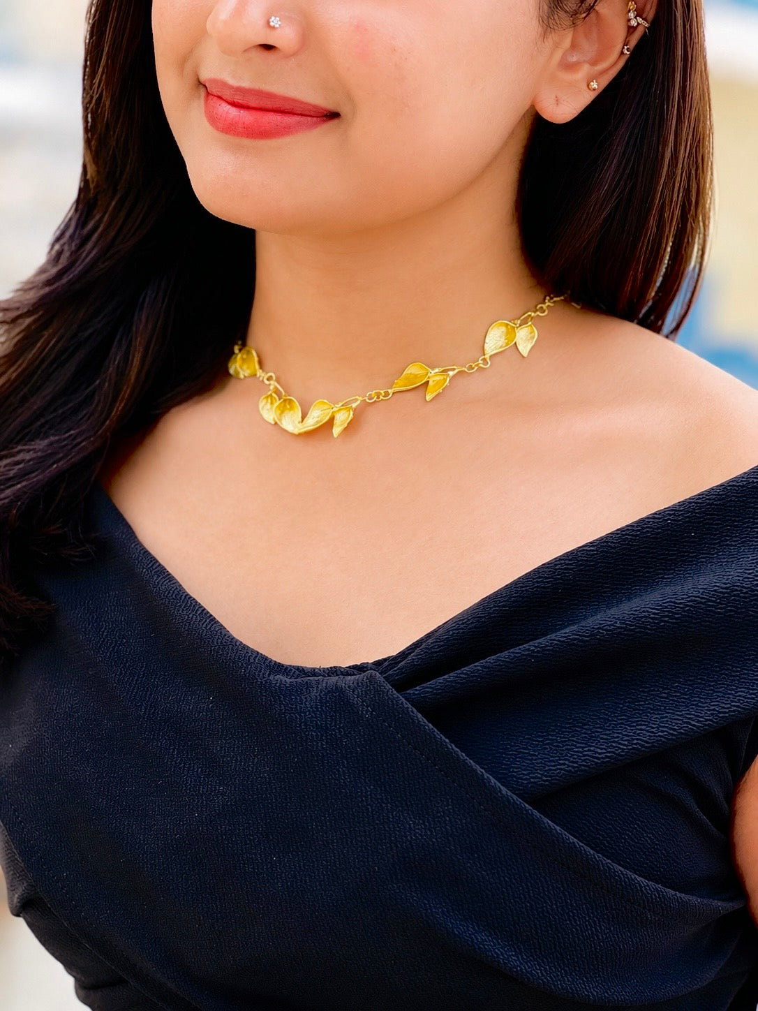 The Elara Leaf Choker