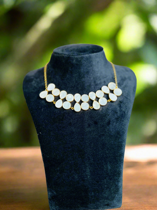 MOP NECKPIECE - Neckpiece