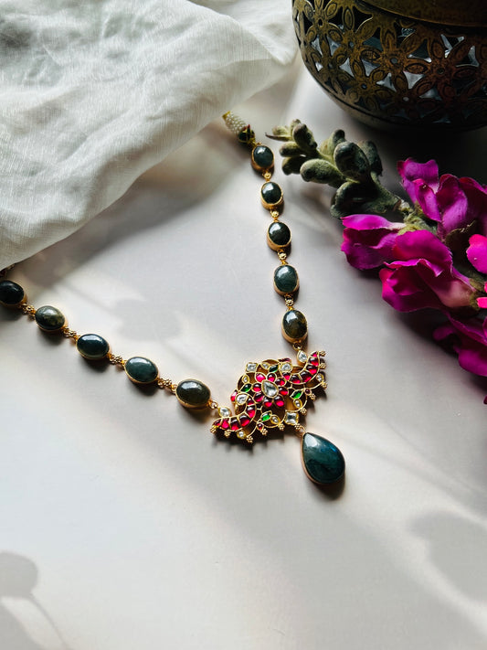 Evara Charm Necklace - Neckpiece