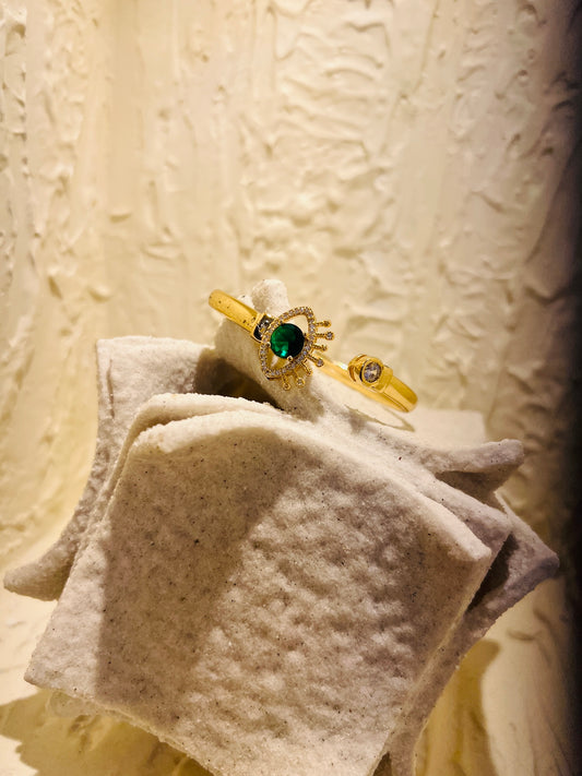 Emerald Halo Cuff
