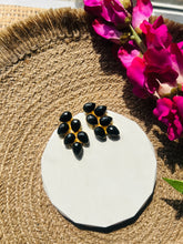 Load image into Gallery viewer, Ratnavalli Drop Earrings
