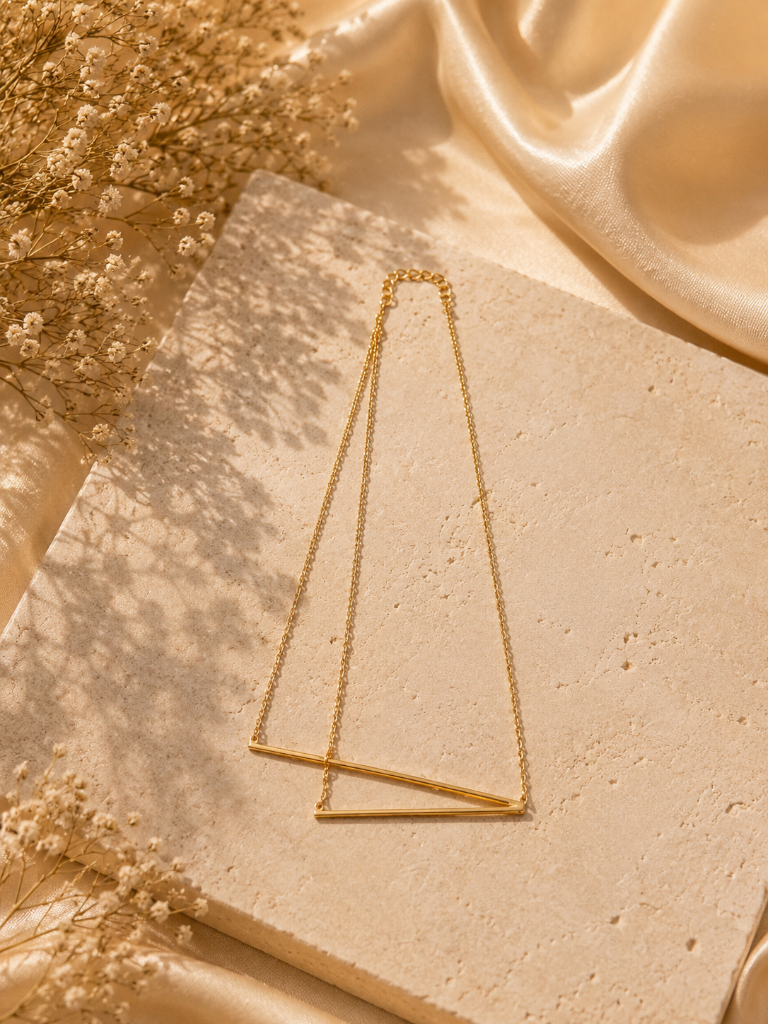 Auric Horizon Bar Necklace