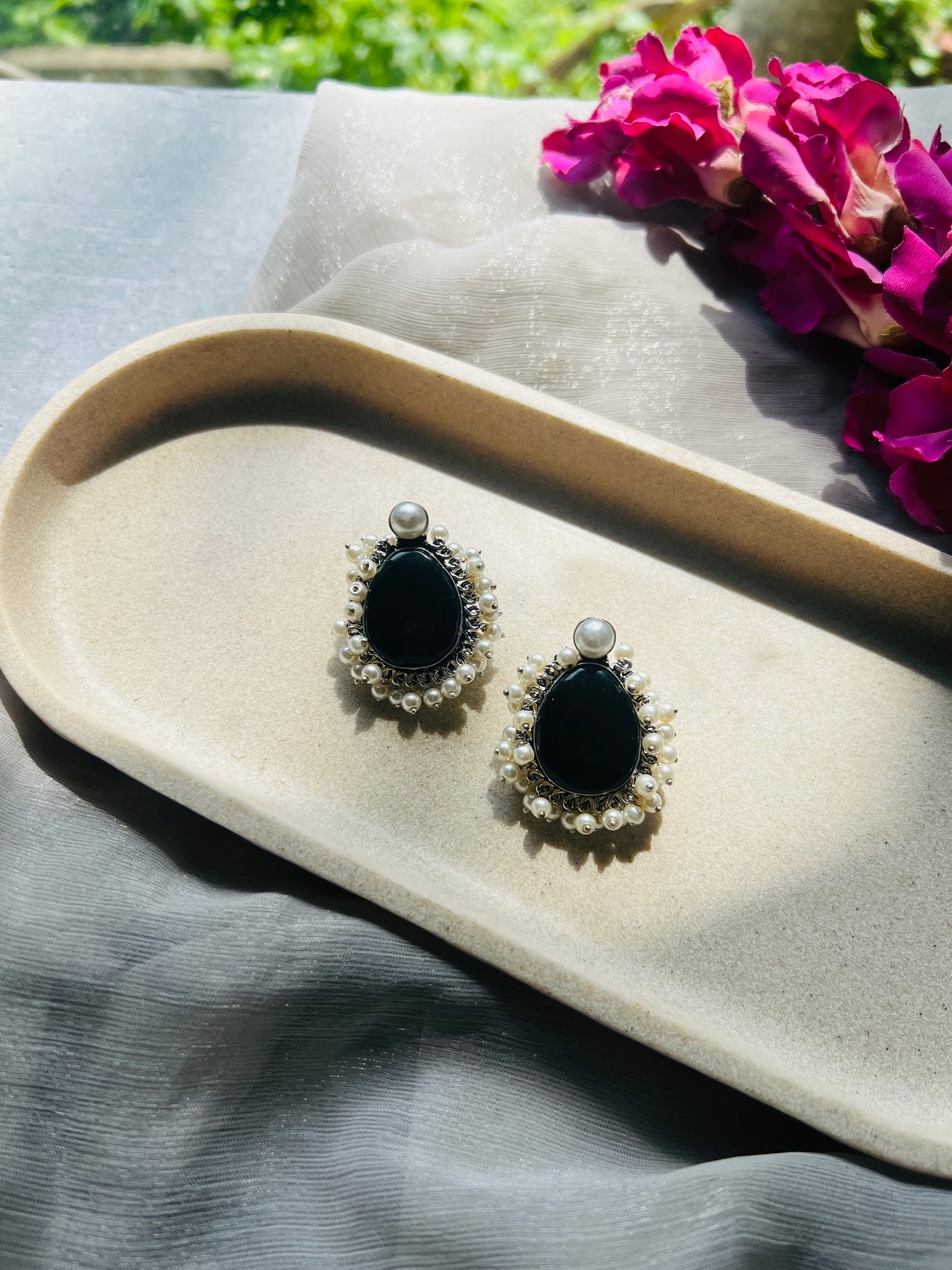 Noor Pearl Studs