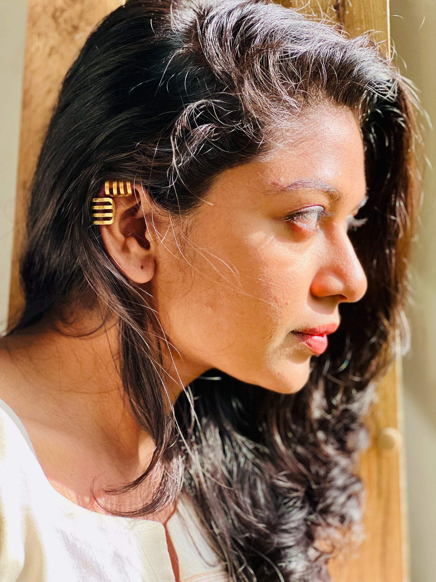 GOLDEN EARCUFF