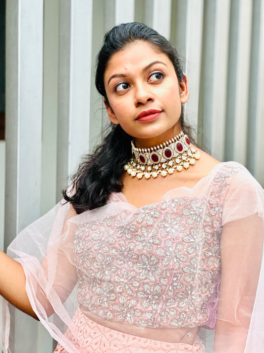 EESHAH MEHANDI STONE PEARL CHOKER - Neckpiece
