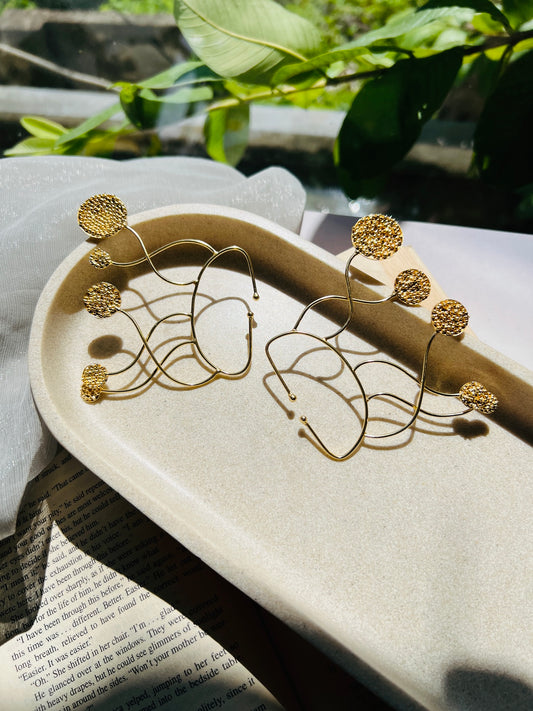 Celeste Wing Earcuff