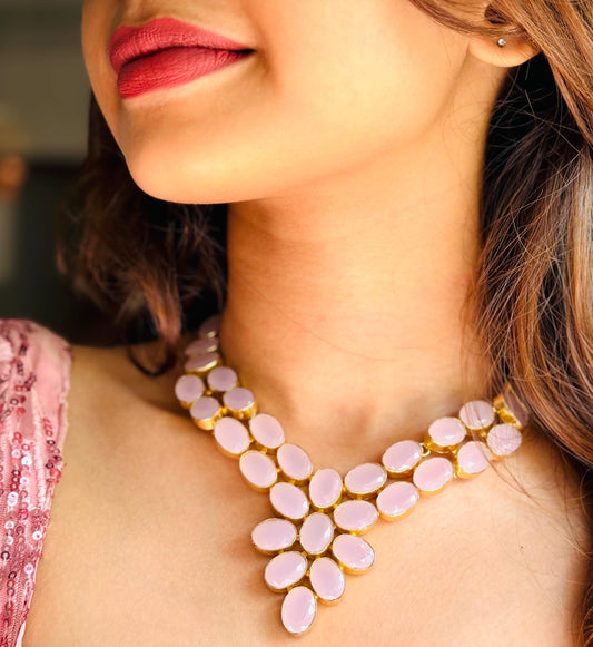 MOIRA - Neckpiece