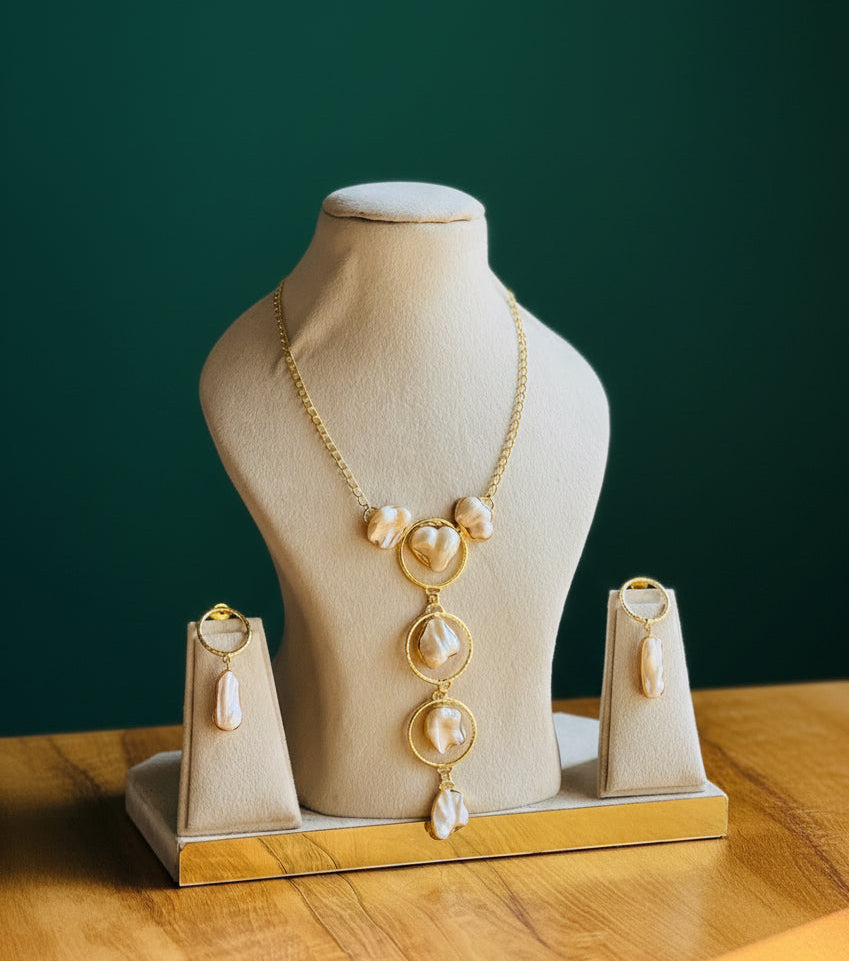 Baroque Aura Long Necklace Set