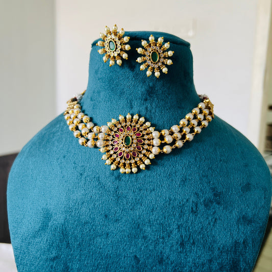 CHARNI PEARL CHOKER - Neckpiece