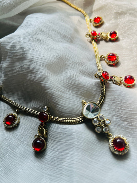 AVIRATNA NECKLACE - Neckpiece