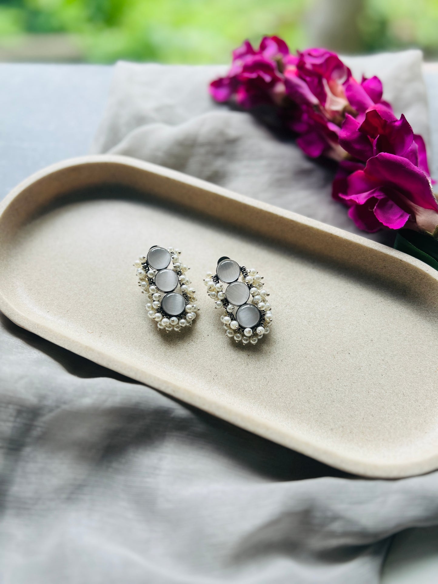 Moonmist Pearl Studs